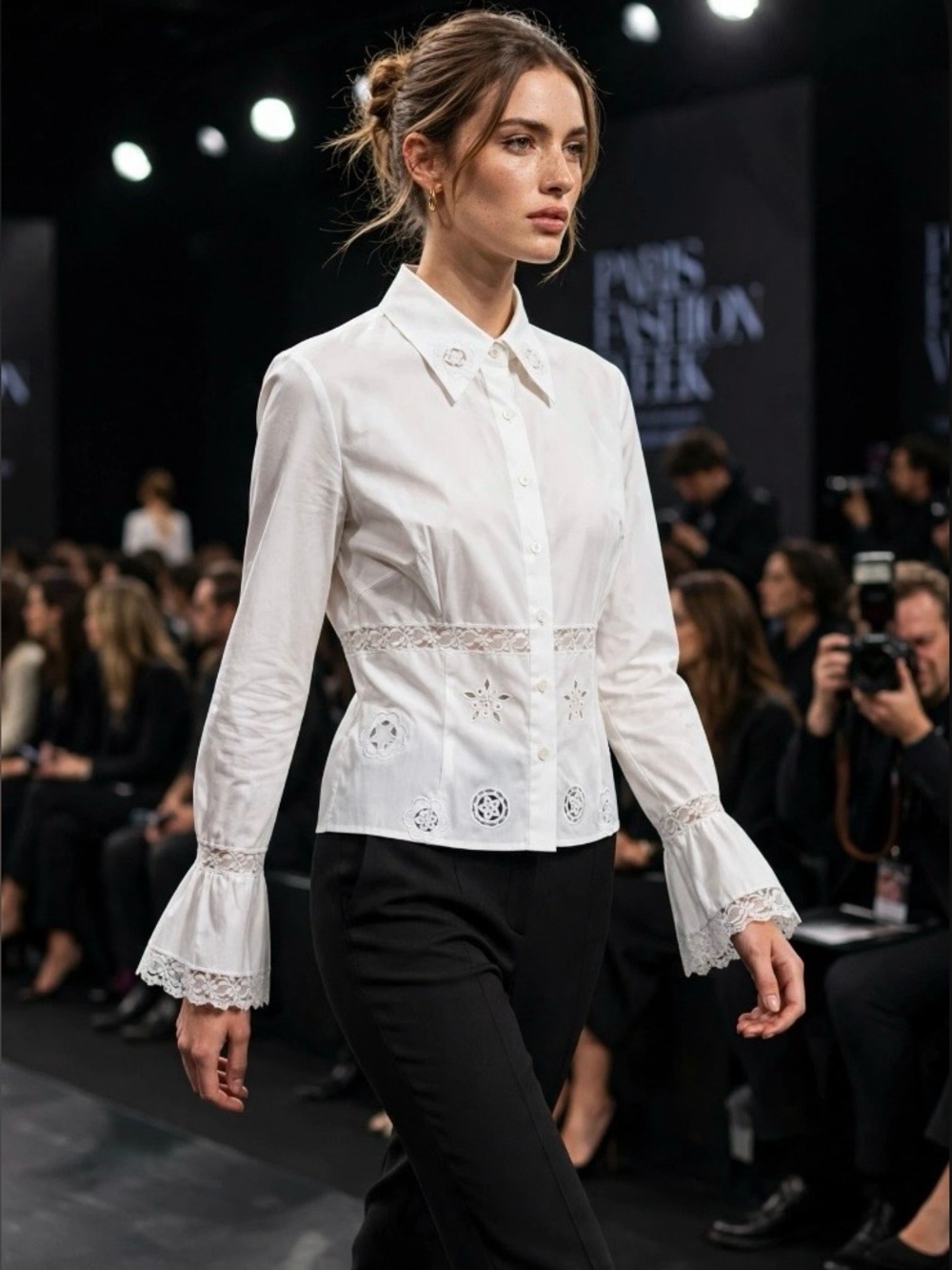 Faust made in France Embroidered White Button-Up Blouse Sz. 38 Vintage